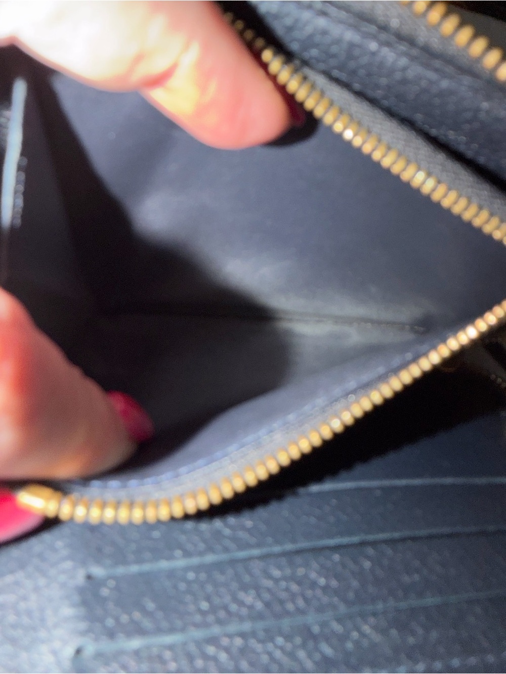 Louis Vuitton Black Empreinte (Embossed) Monogram Leather Compact Wallet, Soft! - Picture 10 of 15
